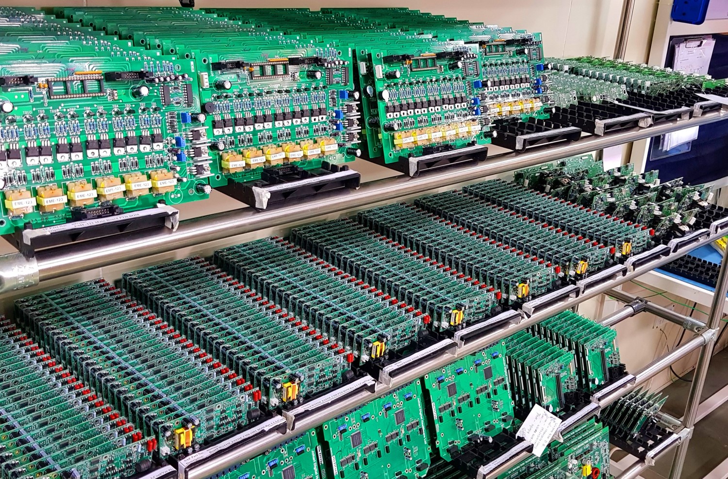 medical pcb assembly services - Johari Digital Healthcare Ltd.